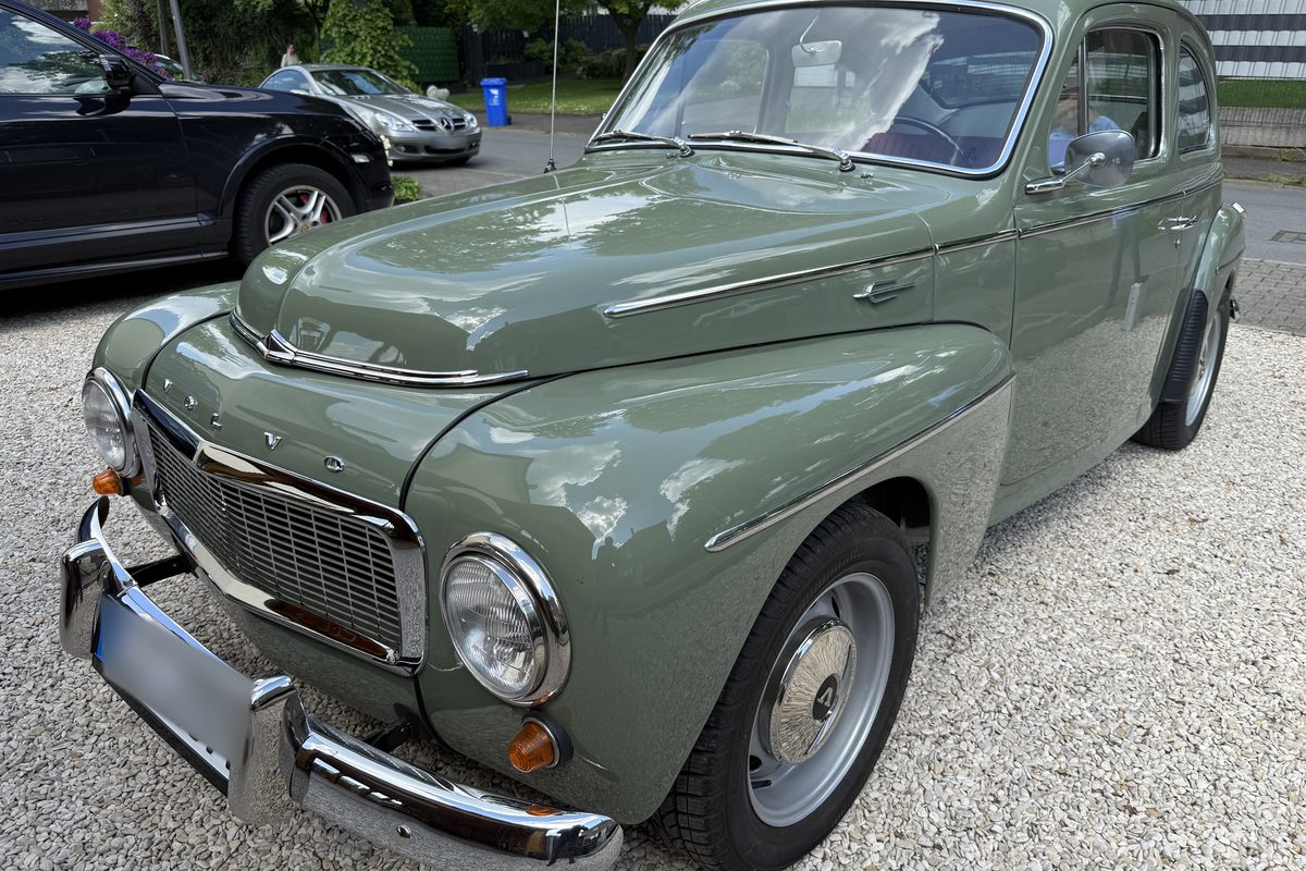 Gr&uuml;ner Volvo PV544 Oldtimer – Wertermittlung durch den Sachverst&auml;ndigen